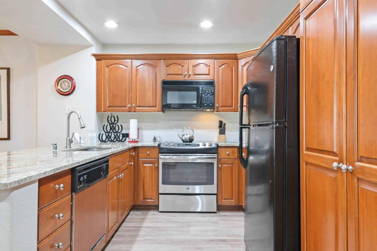 St James Place By East West Hospitality Beaver Creek Extérieur photo
